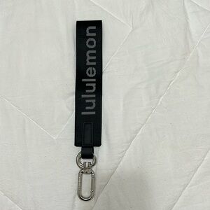 Lululemon Never Lost Keychain Black